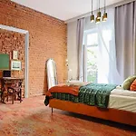 Mono & Duo Tones, Art & Nature, Parking Apartment