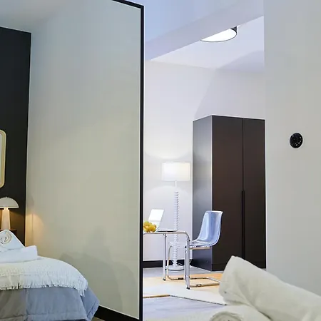 Duo Tones, Art & Nature, Parking Apartament