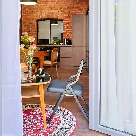 Duo Tones, Art & Nature, Parking * Łódź