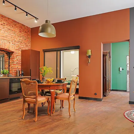 Duo Tones, Art & Nature, Parking * Łódź