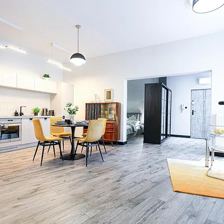 Duo Tones, Art & Nature, Parking * Łódź