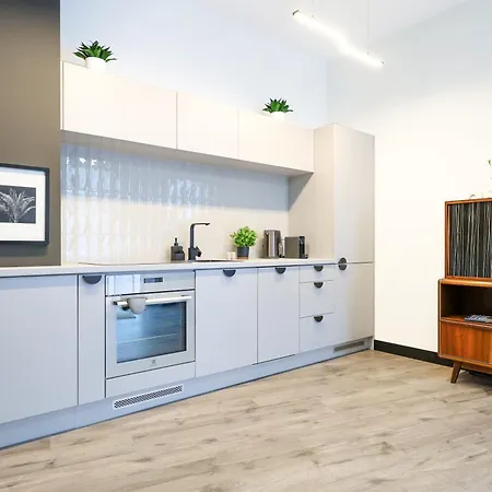 Duo Tones, Art & Nature, Parking Apartament