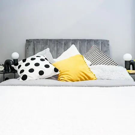 Duo Tones, Art & Nature, Parking