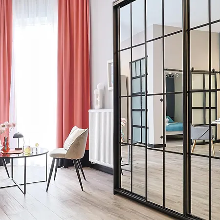 Duo Tones, Art & Nature, Parking