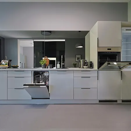 Mono & Duo Tones, Art & Nature, Parking Апартаменты *