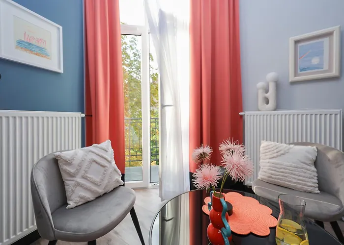 Duo Tones, Art & Nature, Parking *