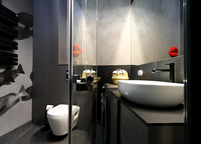 Duo Tones, Art & Nature, Parking *