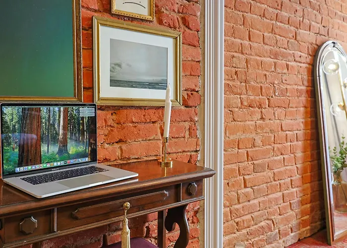 Duo Tones, Art & Nature, Parking