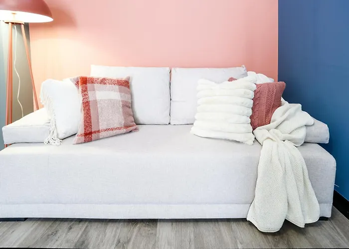 Duo Tones, Art & Nature, Parking Apartman